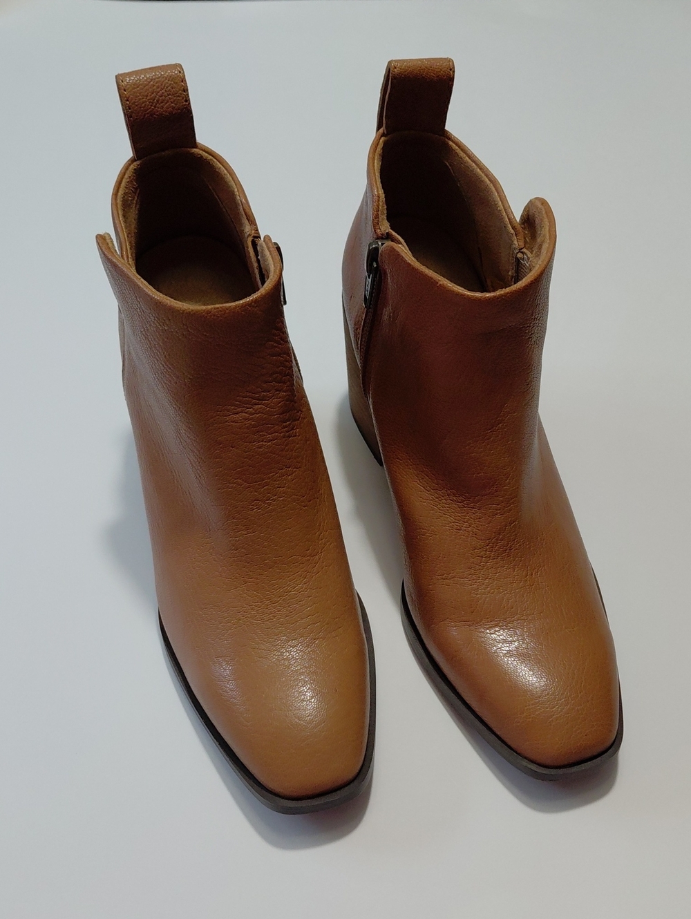 VIONIC Women's  Lyssa Tan Leather Ankle Boots Size 6.5